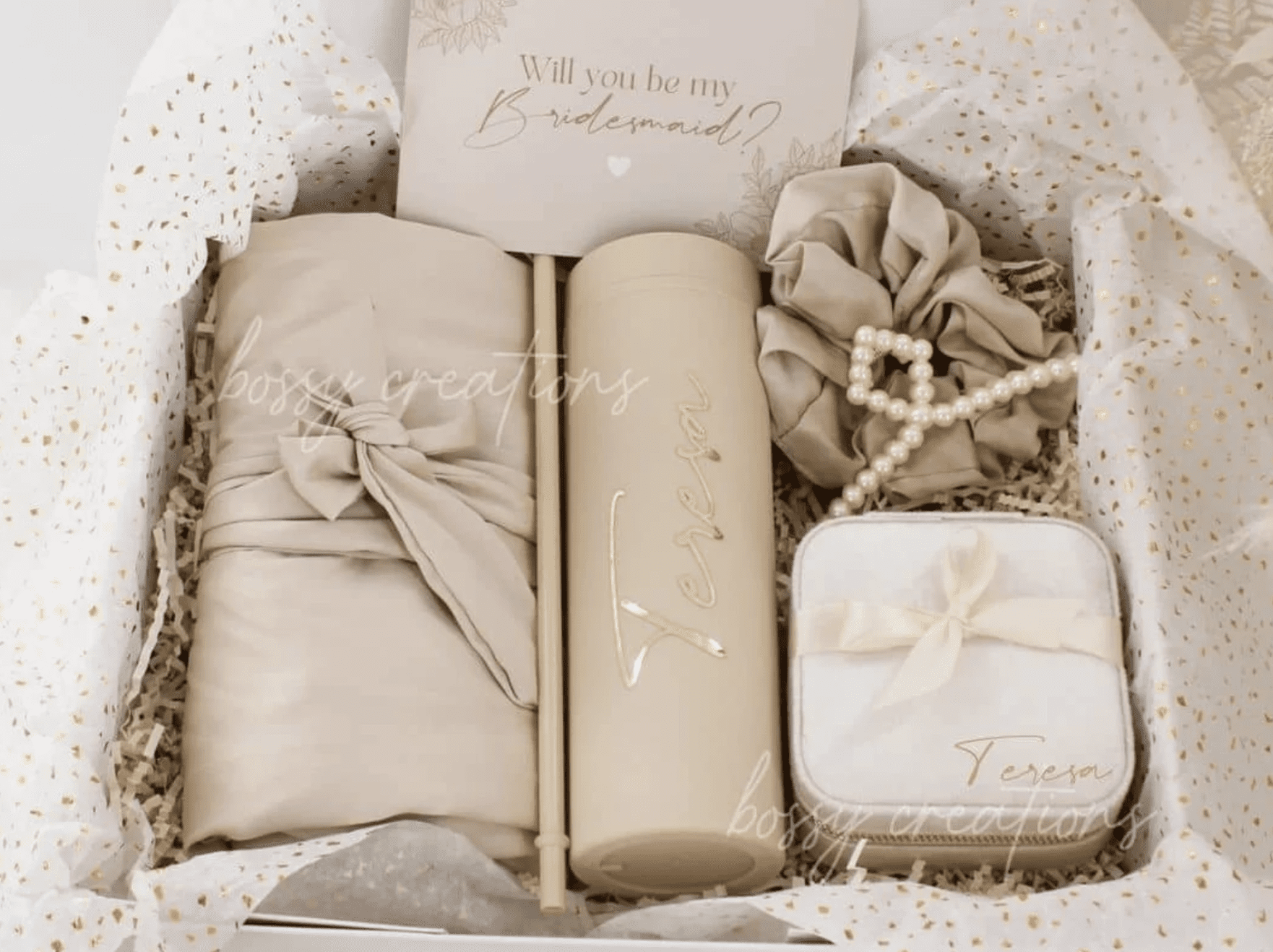 Nude bridesmaid gift box